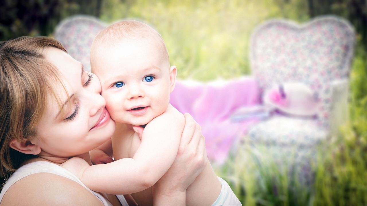 main responsibility of a mother in baby care | babyblinkup.com