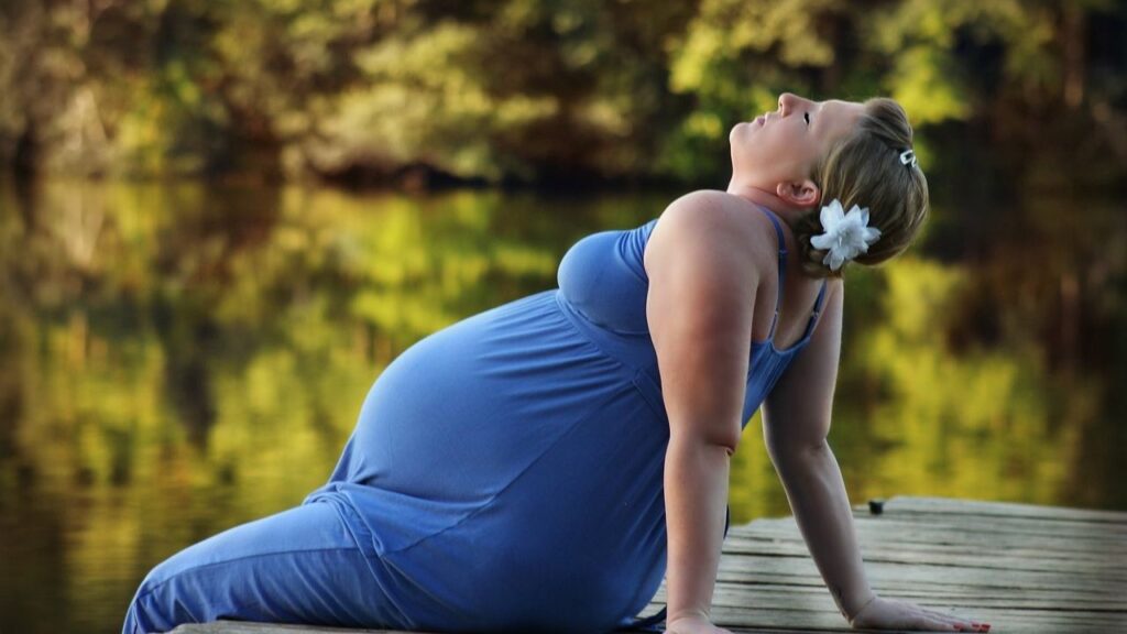 sitting positions to avoid during pregnancy