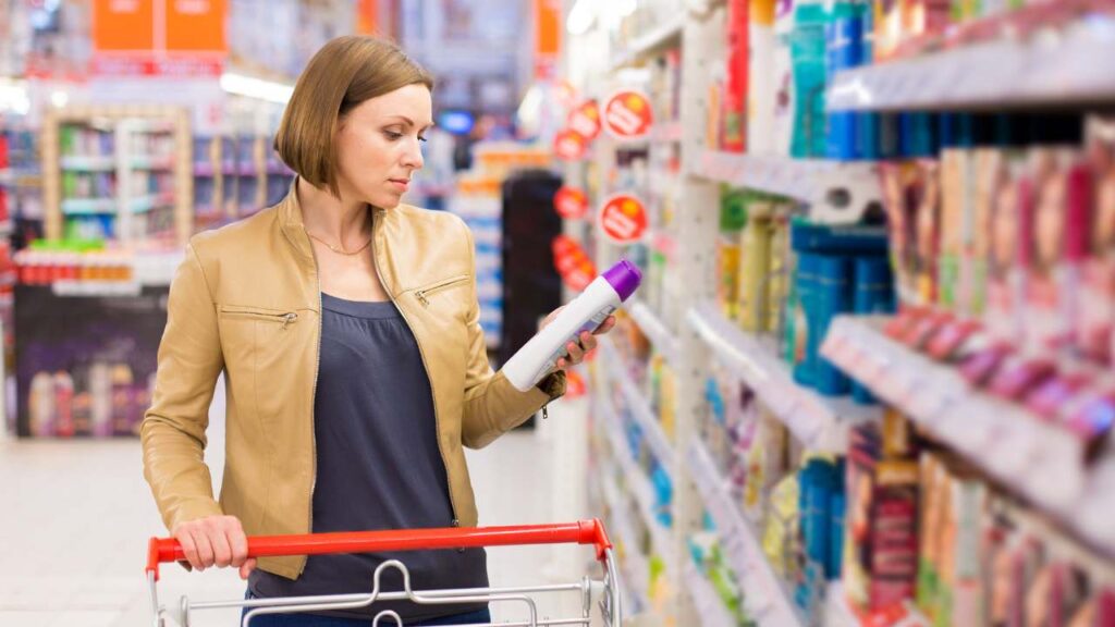 Multiple baby shampoo brands arranged together, emphasizing formulas designed for hair growth and thickness. | What to Avoid When Buying Baby Shampoo | babyblinkup.com